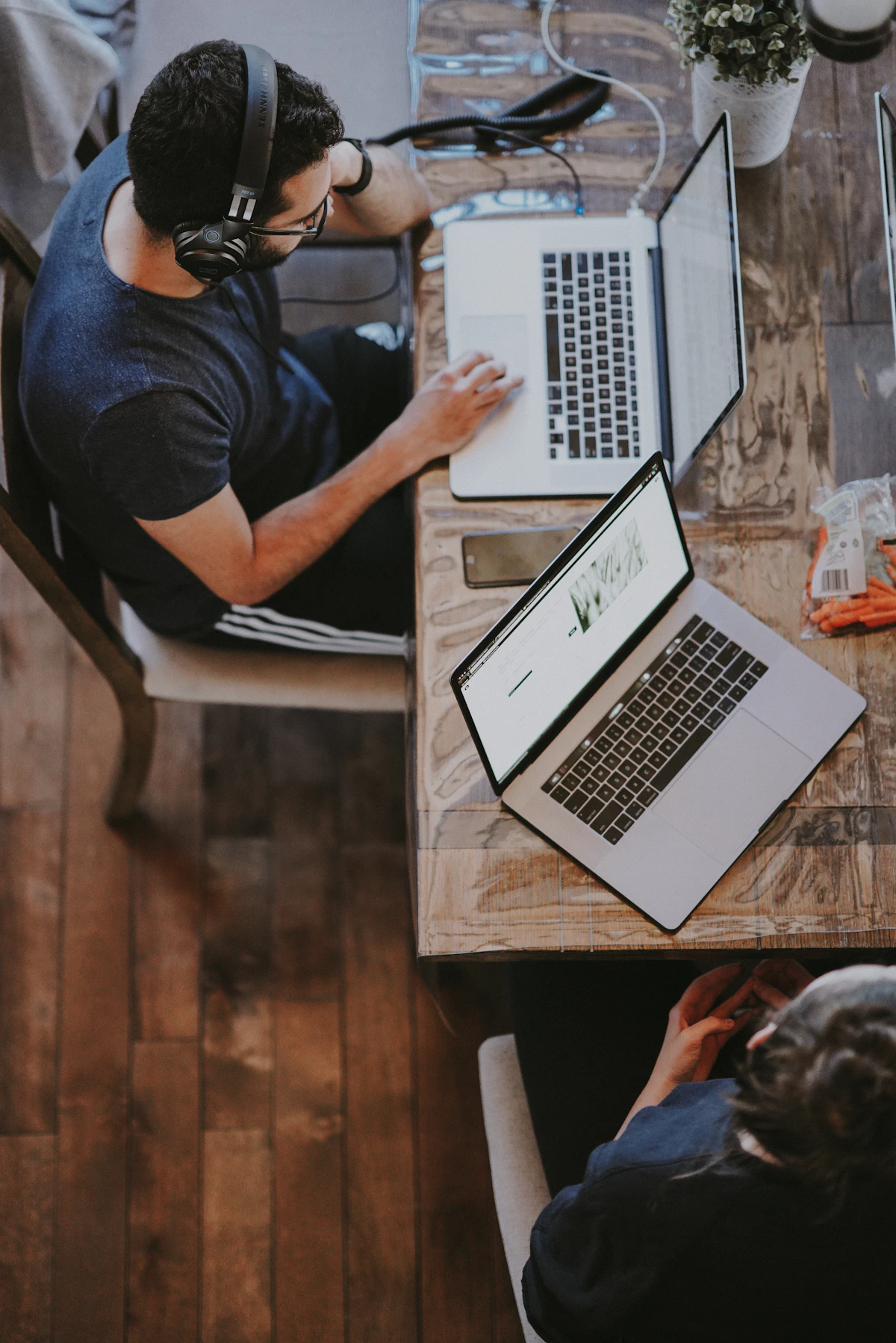 Dual Career Ladders: How to Build a Real Individual Contributor Track — HR Strategy guide
