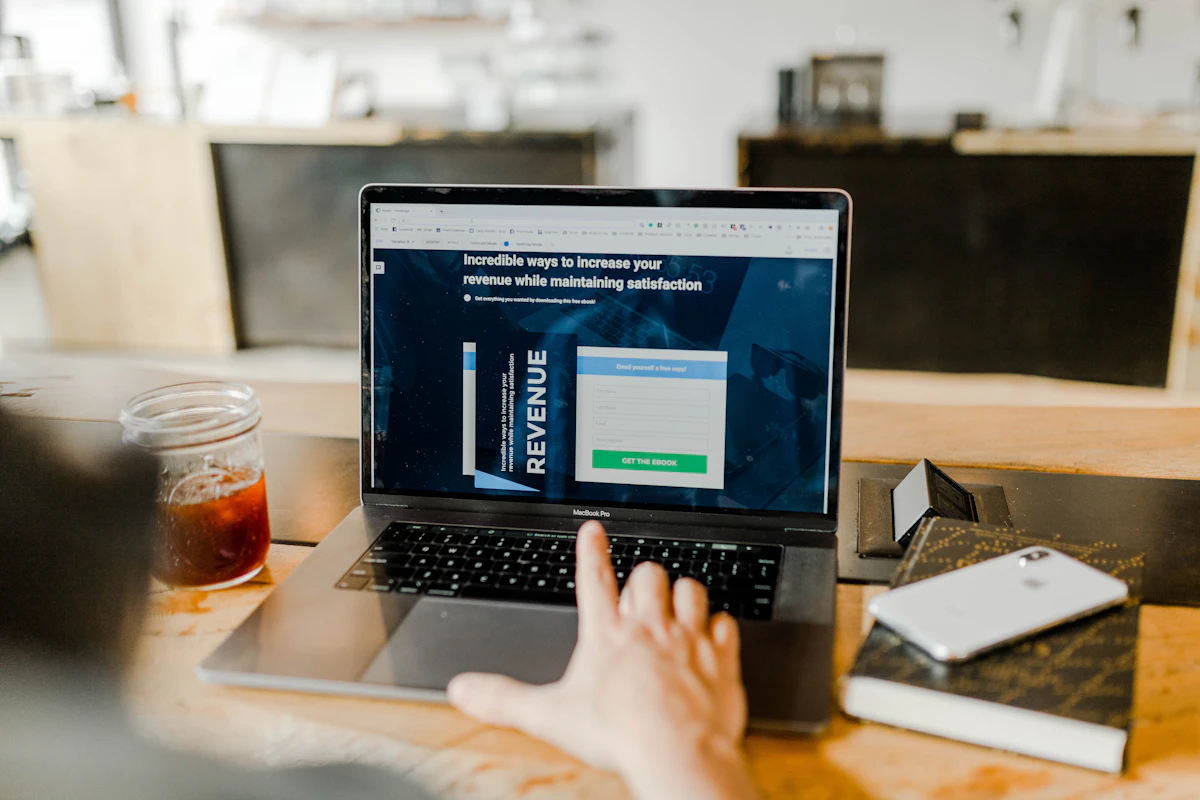Layoff Planning: How to Run a Reduction in Force Without Creating Legal and Retention Fallout — HR & Employment guide